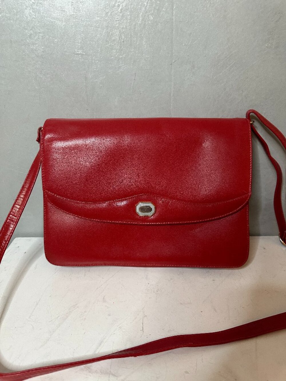 VINTAGE RED LEATHER BAG PURSE MADE IN ITALY